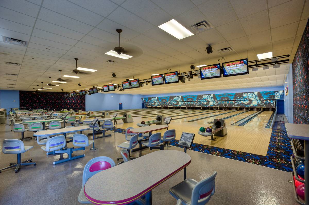 three point bowling interior construction companies orlando.jpg